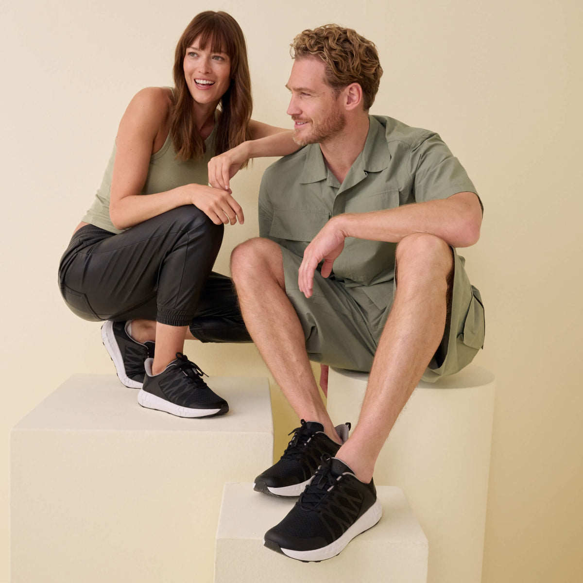 BAER OMN6 gallery 1243159_unisex-sportschuh-flow-motion-in-schwarz_l.jpg