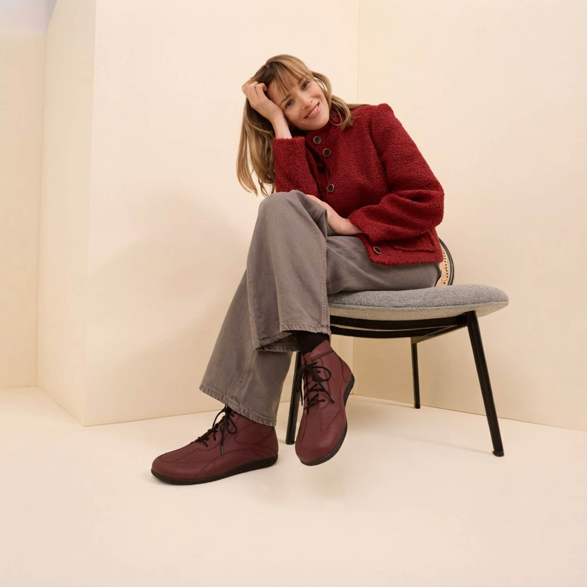 BAER OMN6 gallery 3039405_damen-schnuerschuh-jolina20-in-dunkelblau_l.jpg